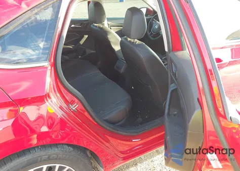 2019 Volkswagen Jetta 1.4T Sel z USA, uszkodzony, nr VIN 3VWEB7BU1KM228014